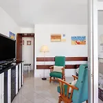Apartment With Ocean View