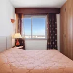 With Ocean View Apartment