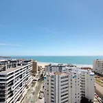 Apartment With Ocean View *